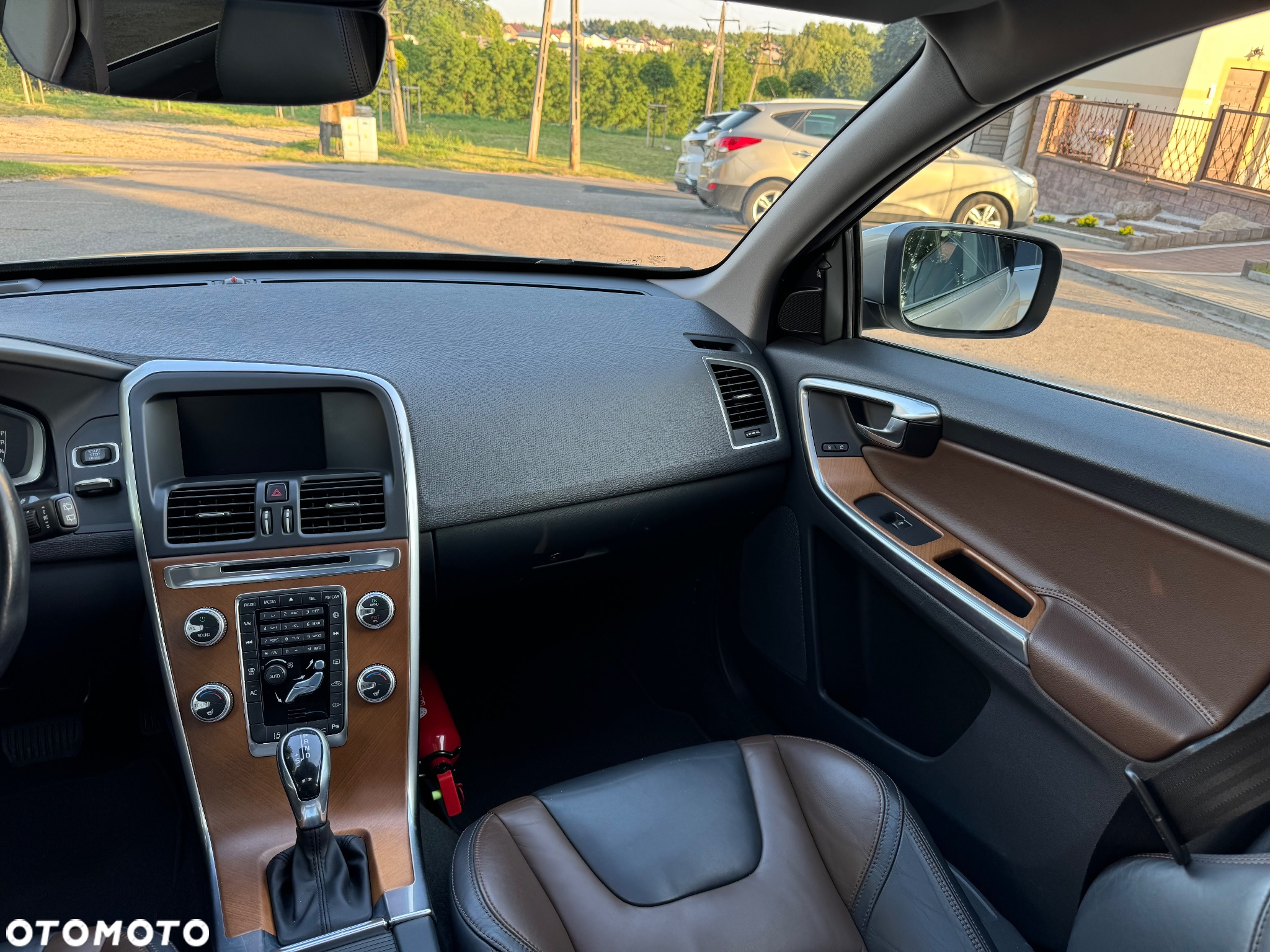 Volvo XC 60 D4 Geartronic Summum - 14