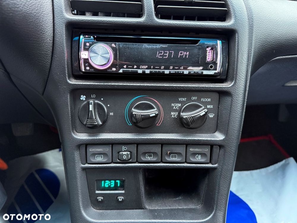 Ford Probe Standard - 33