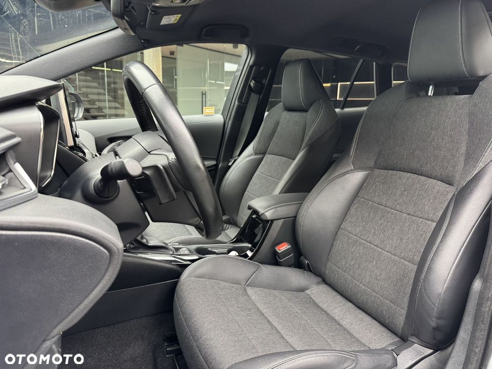 Toyota Corolla 2.0 Hybrid Comfort - 12