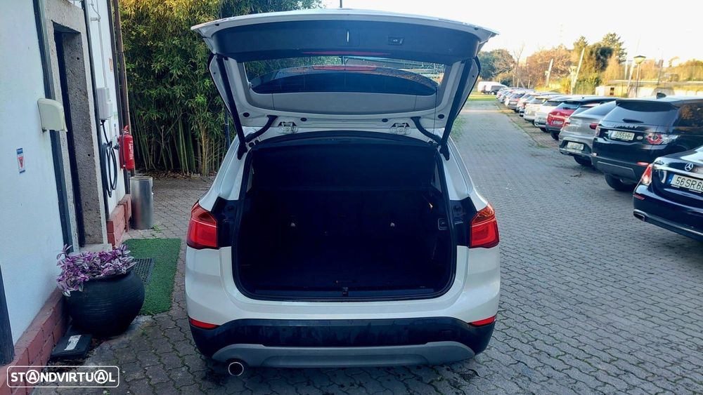 BMW X1 16 d sDrive Line Sport - 5