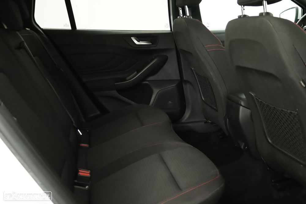 Ford Focus SW 1.0 EcoBoost MHEV ST-Line Aut. - 22