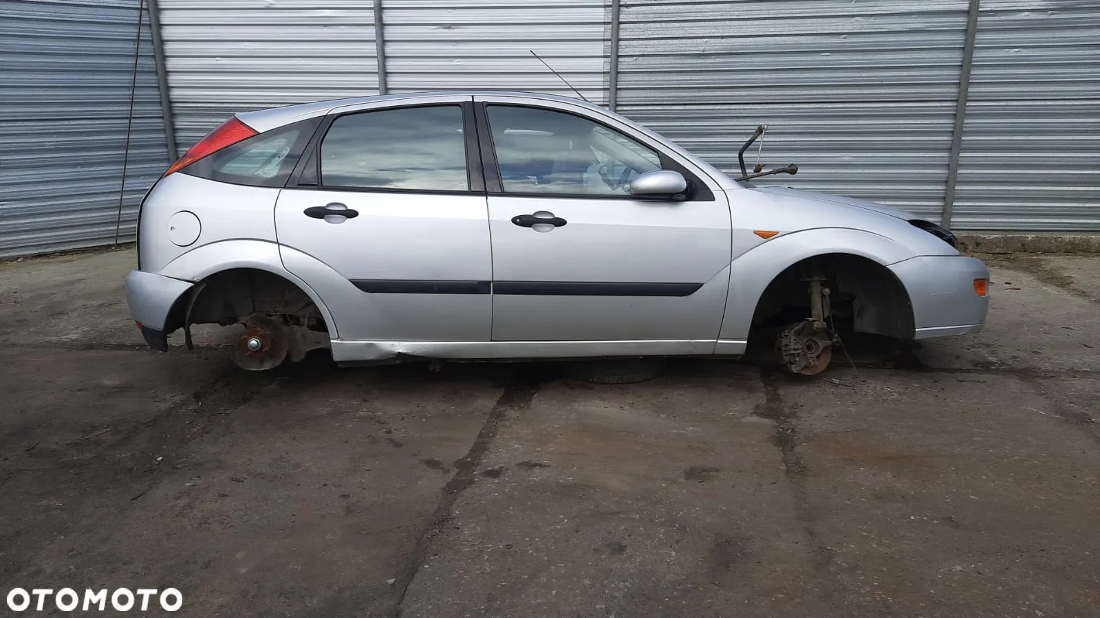 Tylko Części FORD FOCUS MK1 1.8 TDDI 90KM 66kW HB 5D 98r–01r Lakier O8 - 3