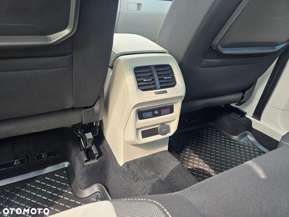 Volkswagen Tiguan - 21