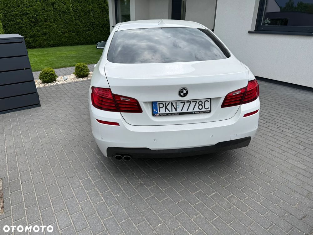 BMW Seria 5 520d xDrive - 3