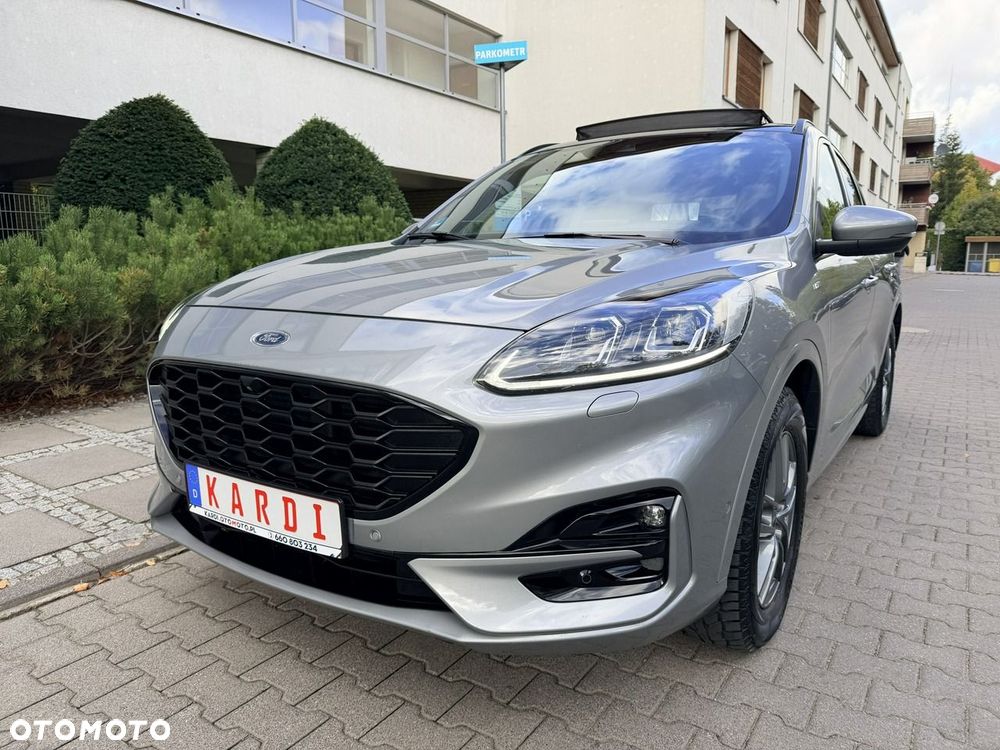 Ford Kuga - 1