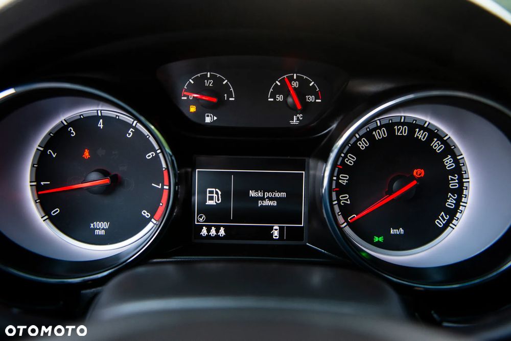 Opel Astra 1.4 Turbo Start/Stop Edition - 21
