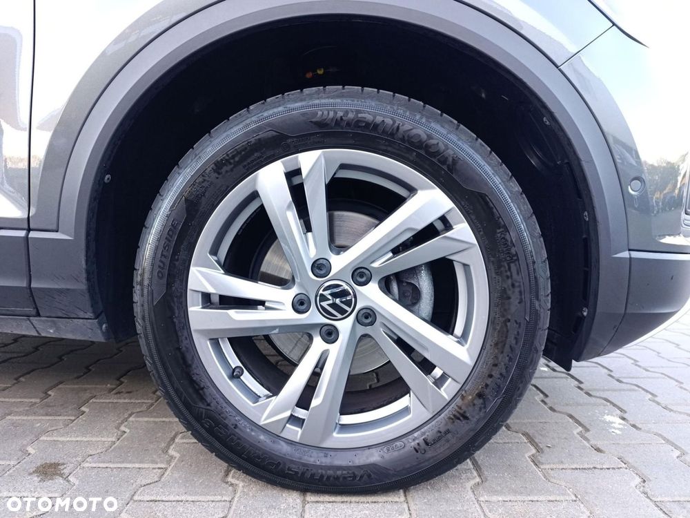 Volkswagen T-Roc - 17
