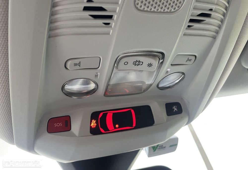 Peugeot 5008 1.5 BlueHDi Allure Pack - 29