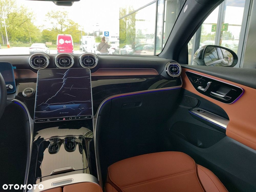 Mercedes-Benz GLC - 13