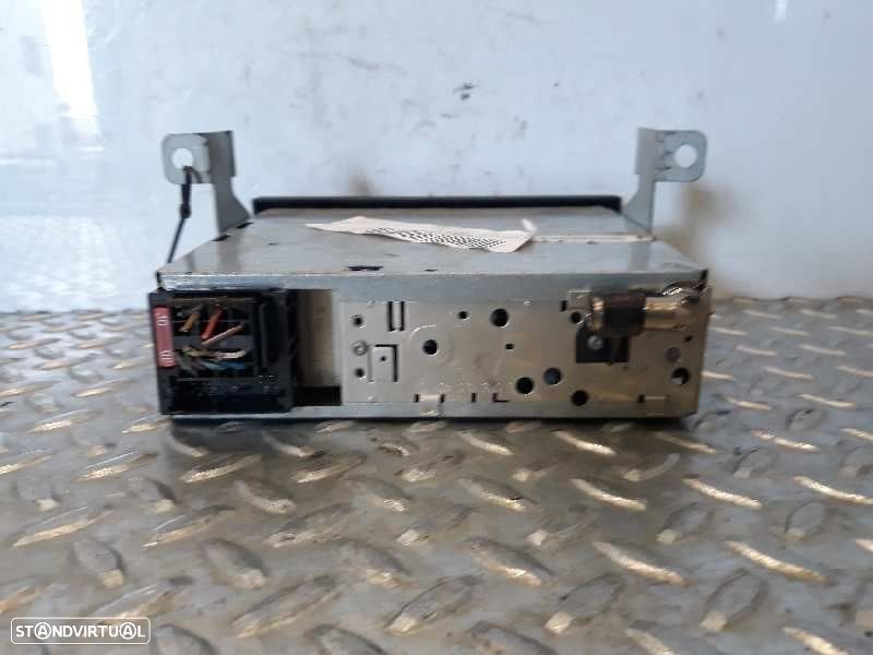 SISTEMA AUDIO / RADIO CD CHEVROLET AVEO / KALOS FASTBACK 2005 - 1