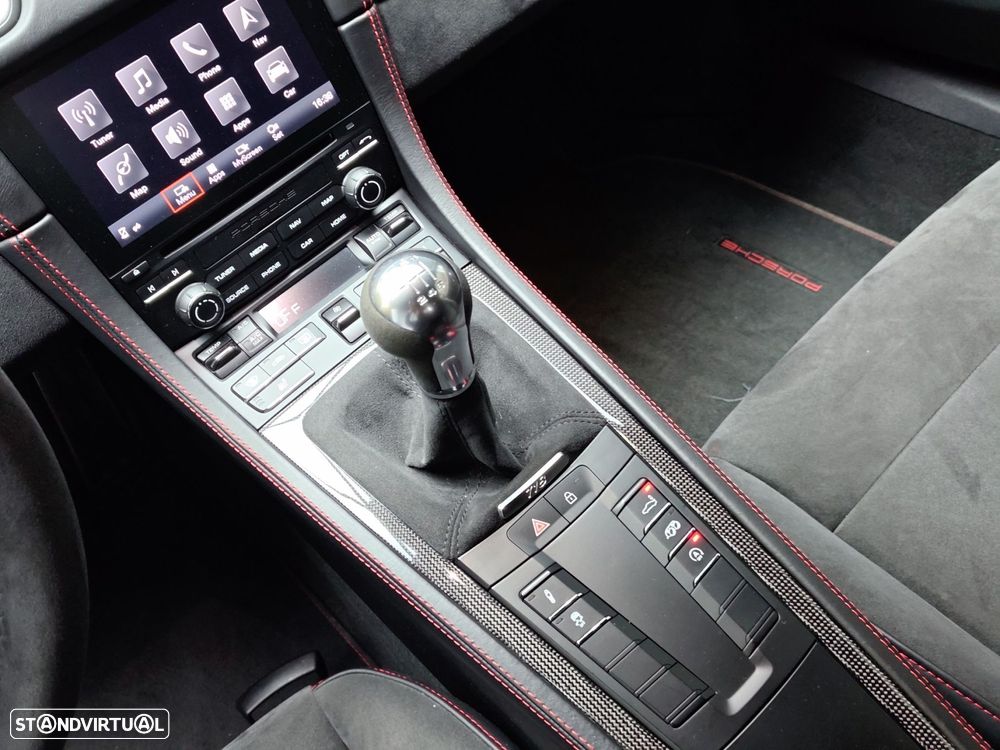 Porsche 718 Cayman GTS 4.0 - 16