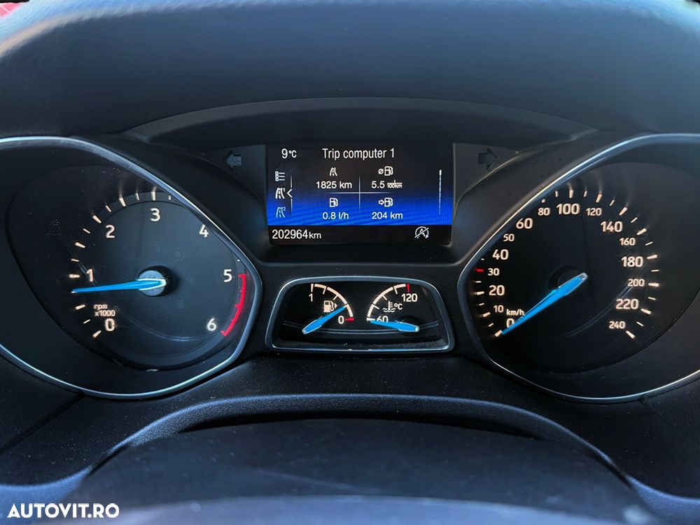 Ford Focus 1.5 EcoBlue Titanium Business - 11