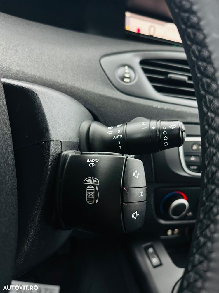 Renault Grand Scenic 1.5 dCi Authentique - 29