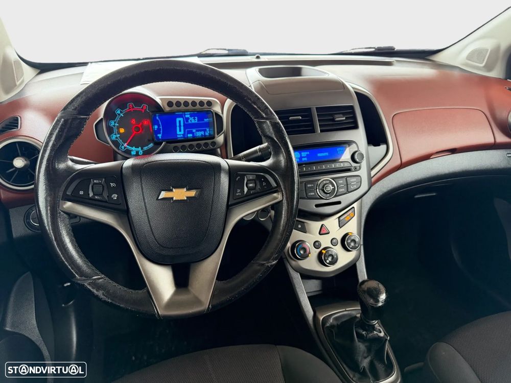 Chevrolet Aveo 1.3 VCDi LTZ - 10