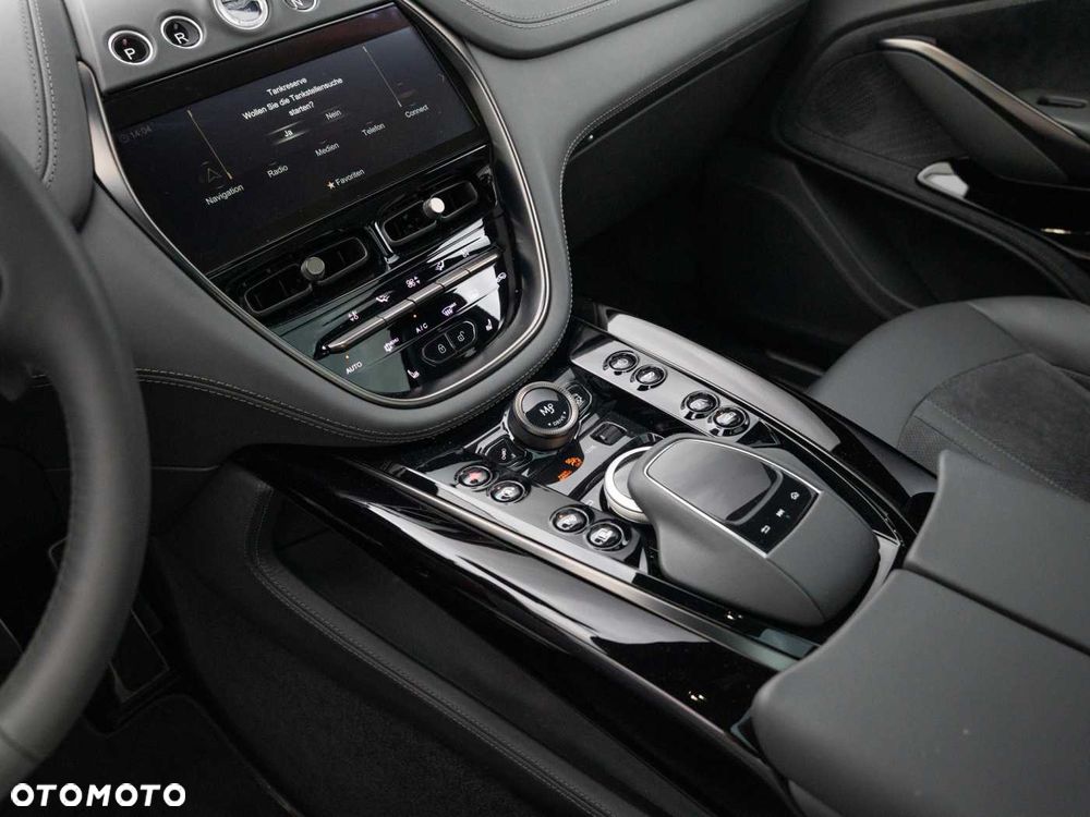 Aston Martin DBX707 - 16