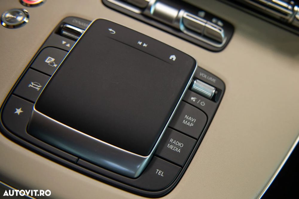 Mercedes-Benz V 300 d Extralang 4Matic 9G-TRONIC Exclusive - 19