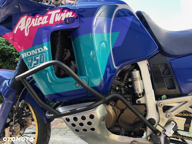Honda XRV - 6