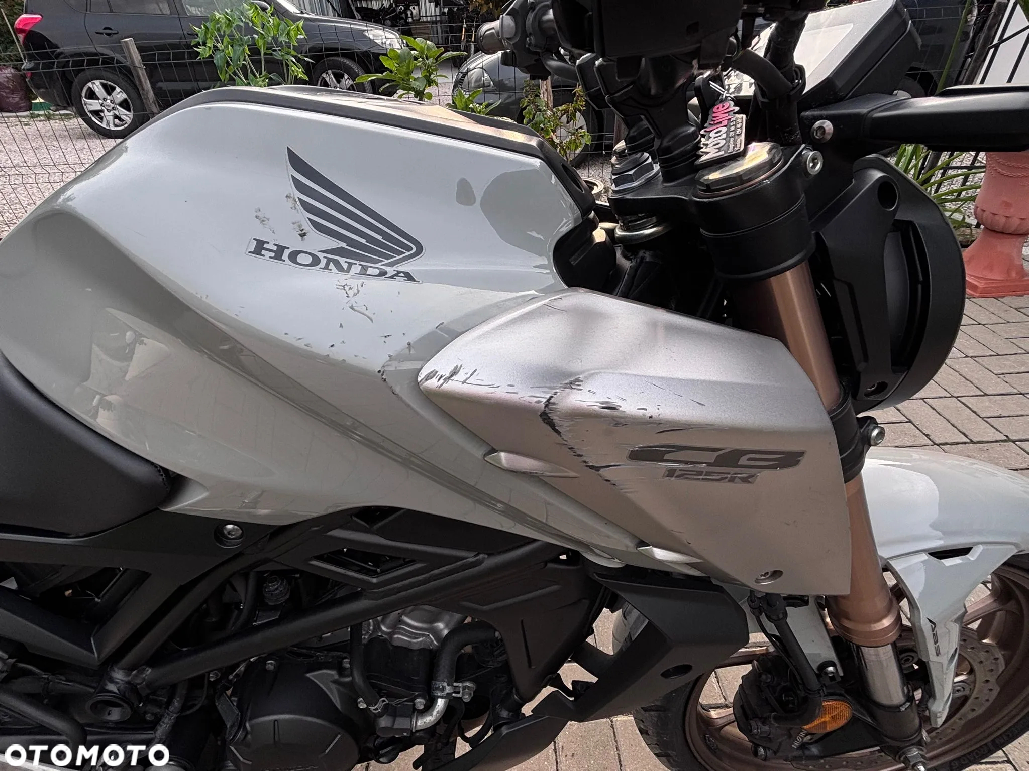 Honda CBF - 8