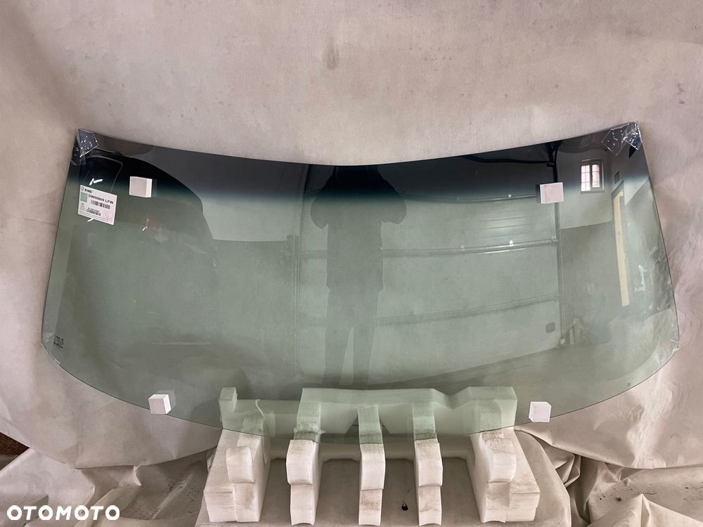 szyba przednia buick riviera/cadillac eldorado - 1