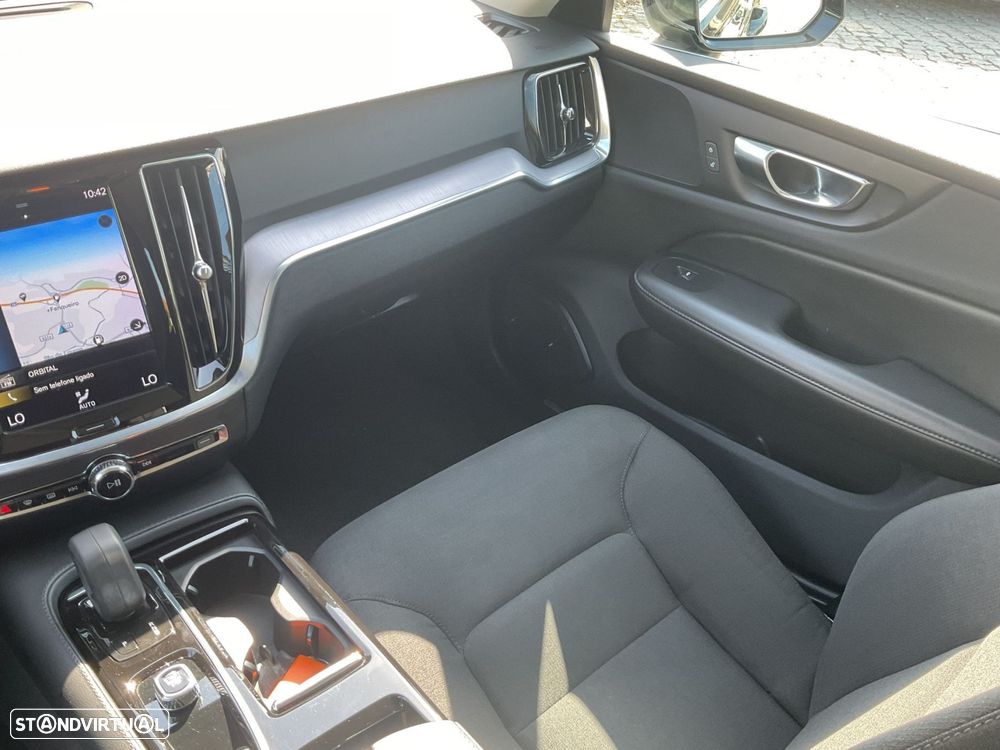 Volvo V60 2.0 T6 AWD TE Inscription Expression - 34