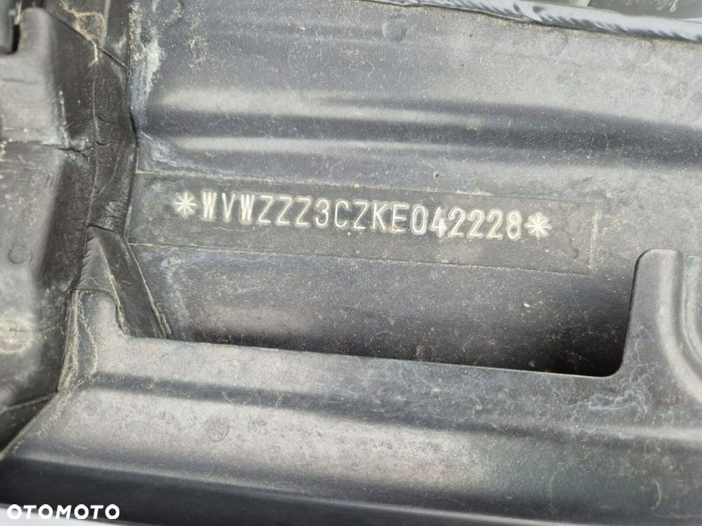 Volkswagen Passat - 25