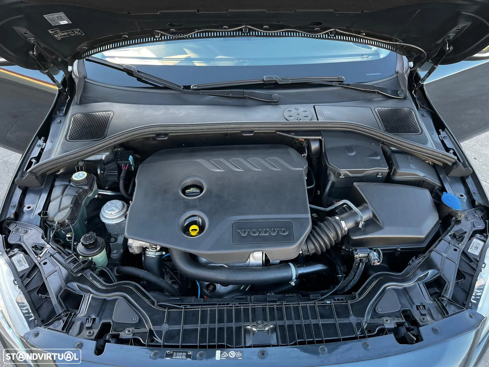 Volvo V60 1.6 D2 Momentum Eco Powershift - 45