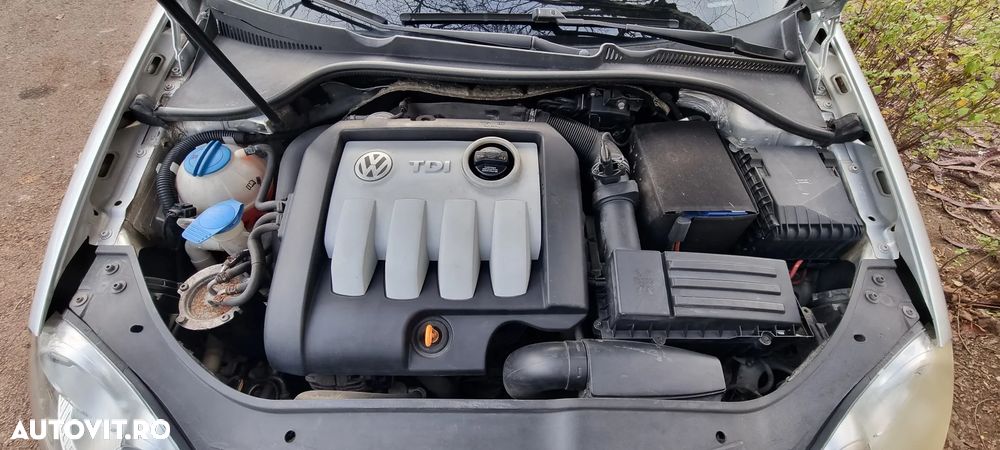 Volkswagen Jetta 1.9 TDI Comfortline - 6