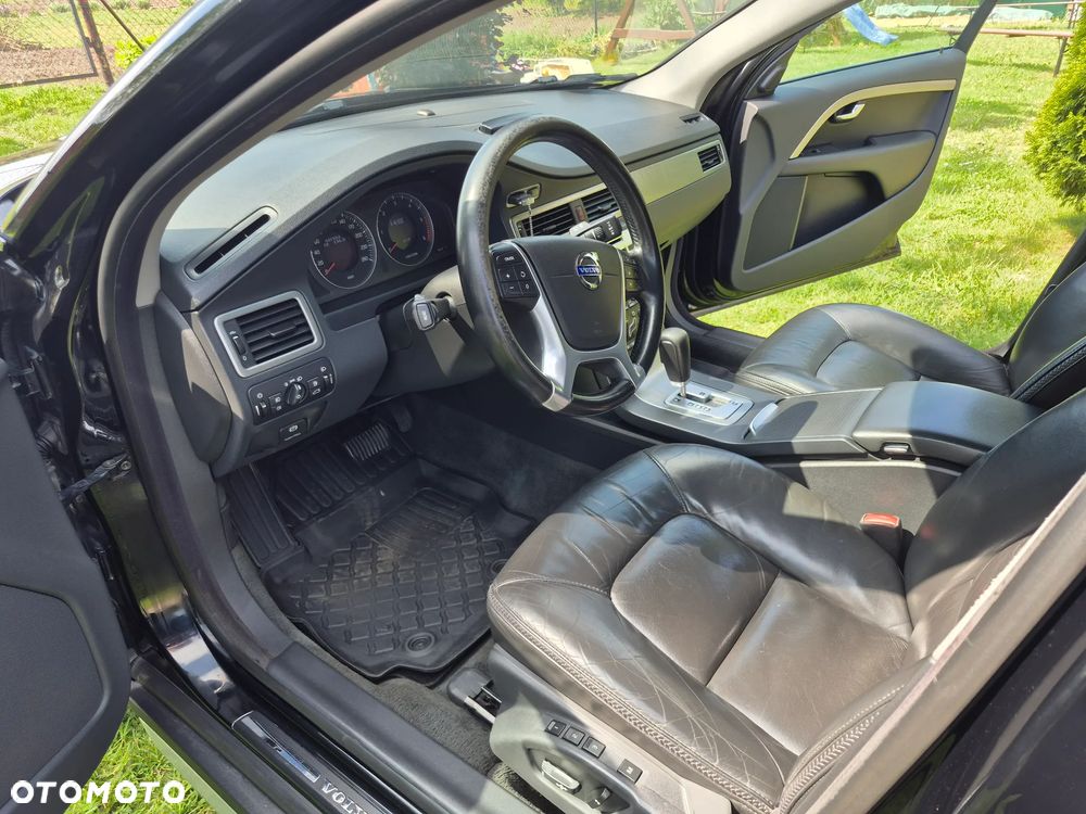 Volvo XC 70 - 7