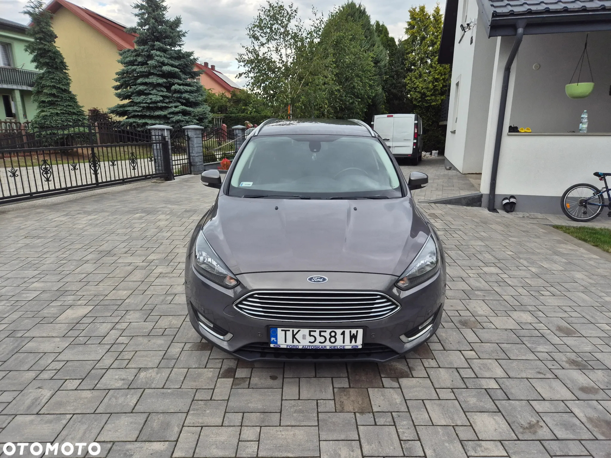 Ford Focus 1.5 EcoBoost Titanium ASS - 3