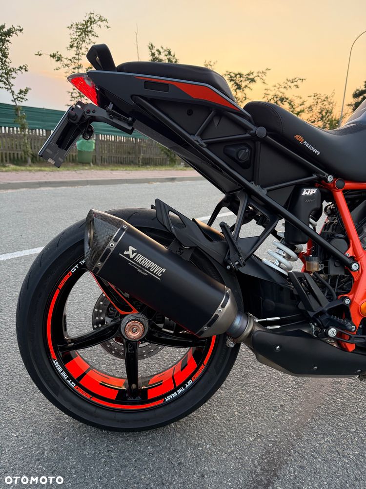 KTM Super Duke - 13