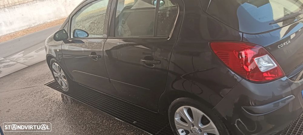 Opel Corsa 1.2 Cosmo - 5