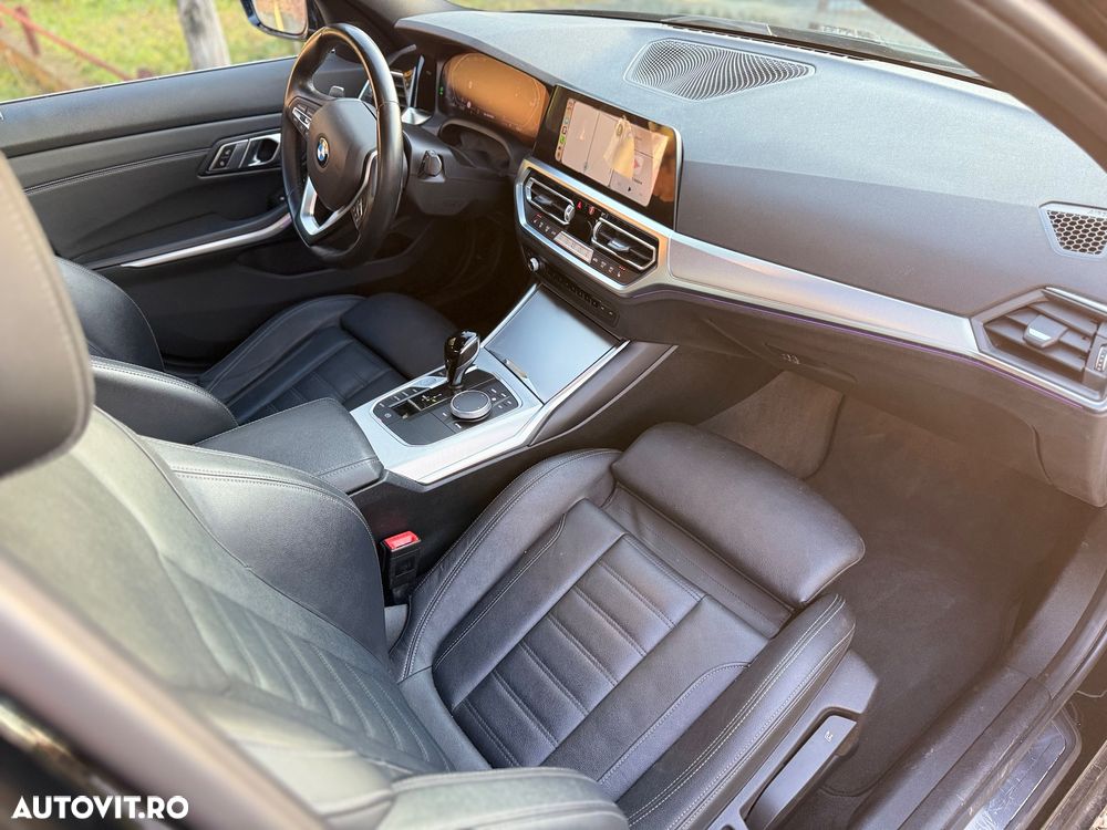 BMW Seria 3 318i AT - 12
