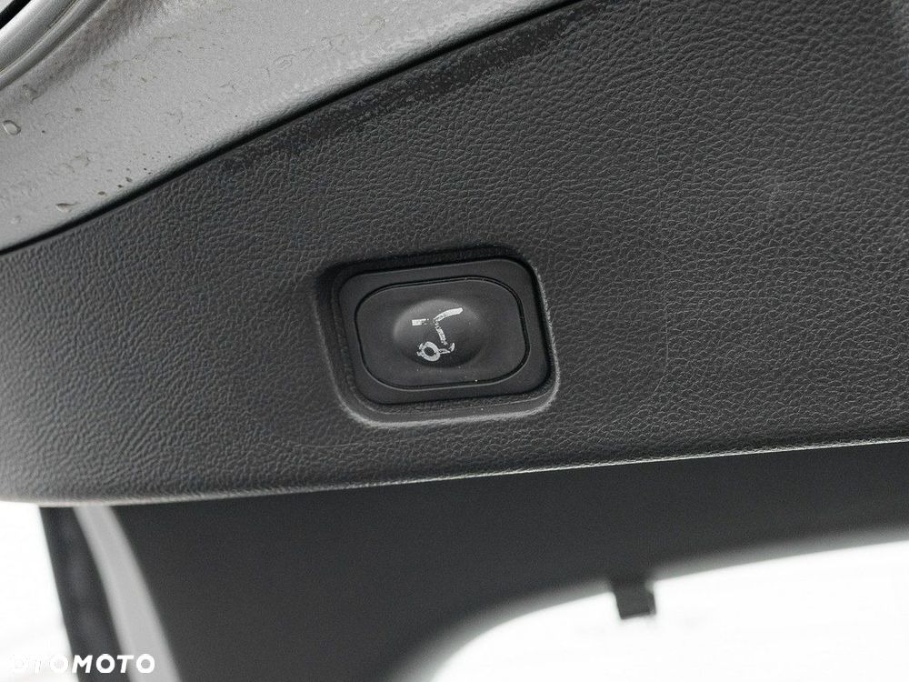 Ford Mondeo 2.0 EcoBlue Titanium - 27