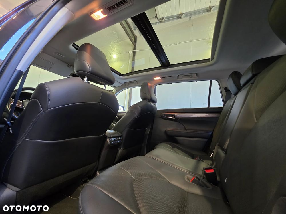 Toyota Highlander 2.5 Hybrid Executive - 21