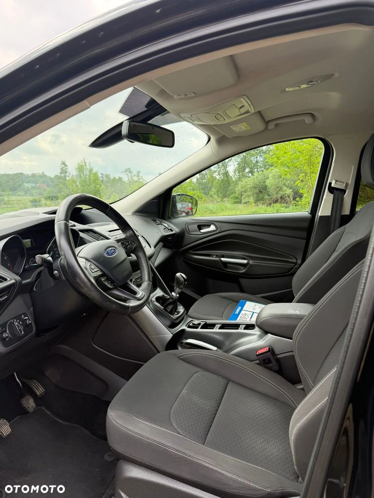 Ford Kuga 1.5 EcoBoost 2x4 Trend - 6