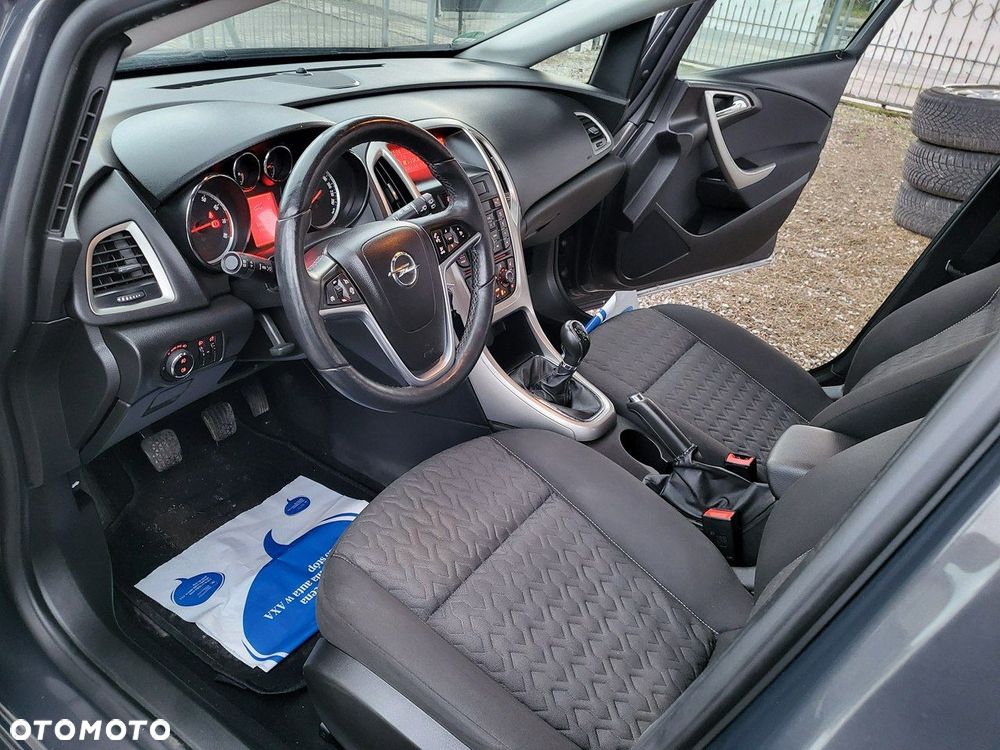 Opel Astra - 12