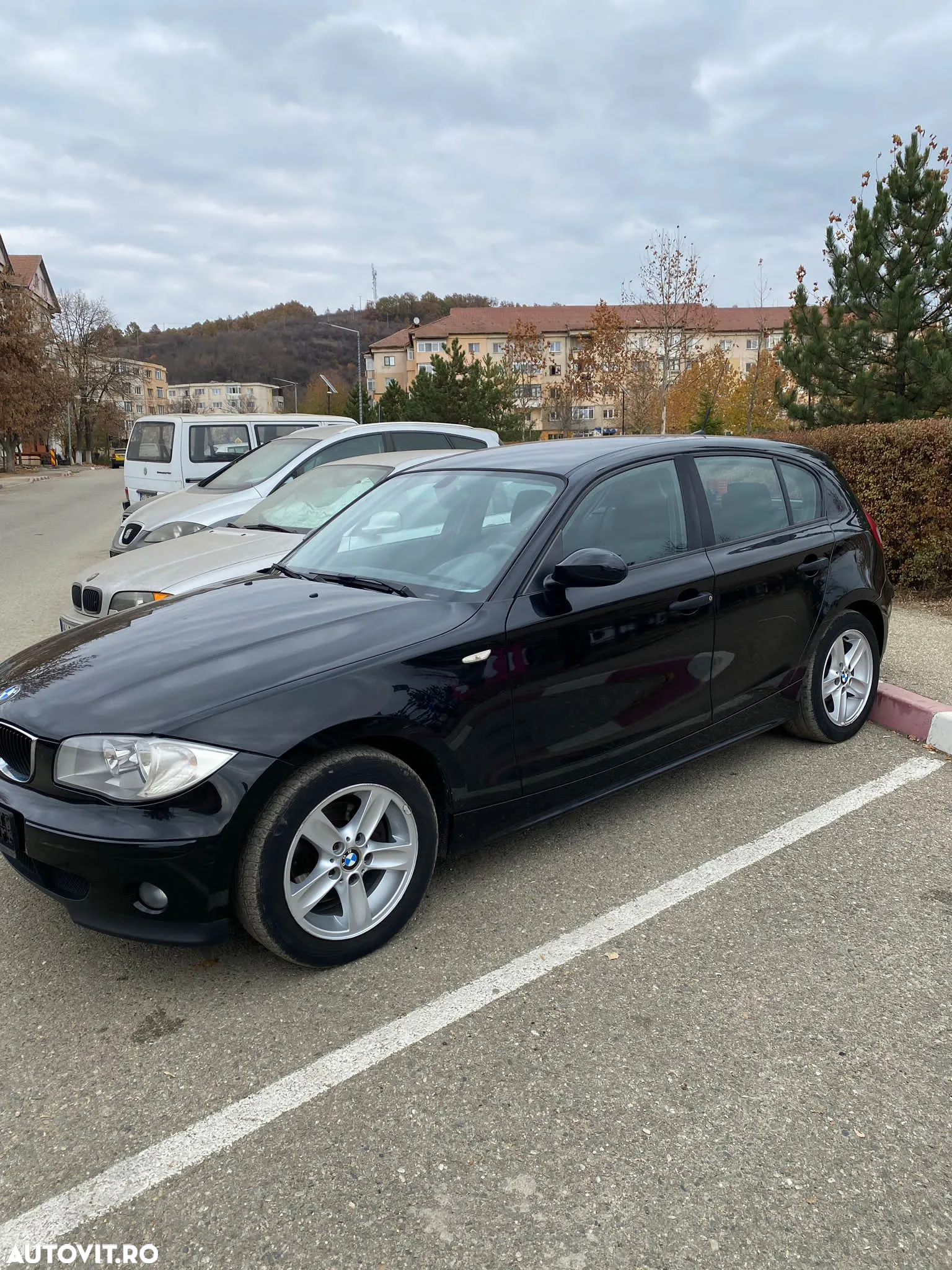 BMW Seria 1 118d DPF - 10