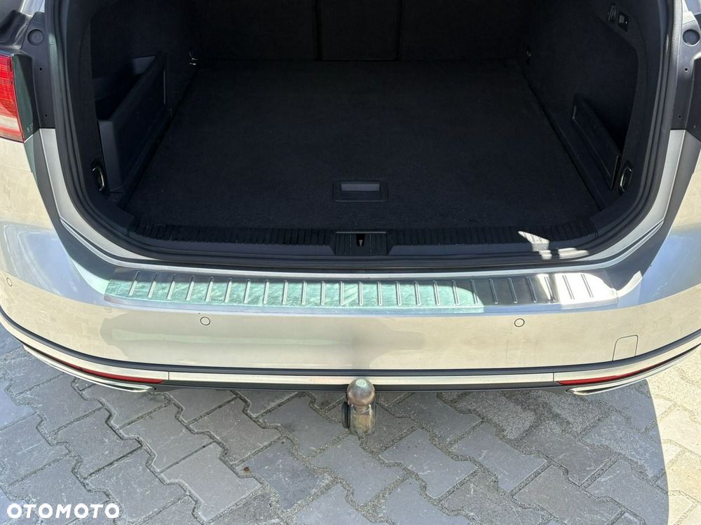 Volkswagen Passat Alltrack 2.0 TDI Bi-Turbo SCR 4Mot DSG - 14