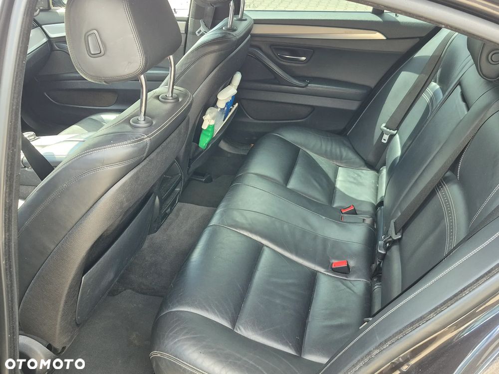 BMW Seria 5 535i - 10