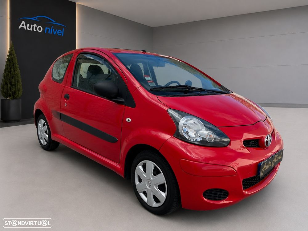 Toyota Aygo 1.0 Red Edition - 11