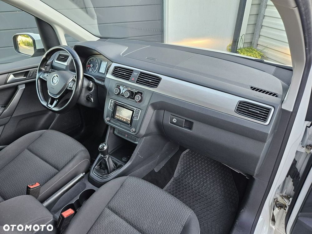 Volkswagen Caddy - 32