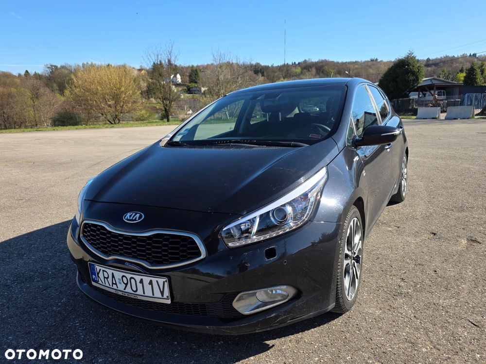 Kia Ceed 1.6 CRDi 128 Platinum Edition - 12
