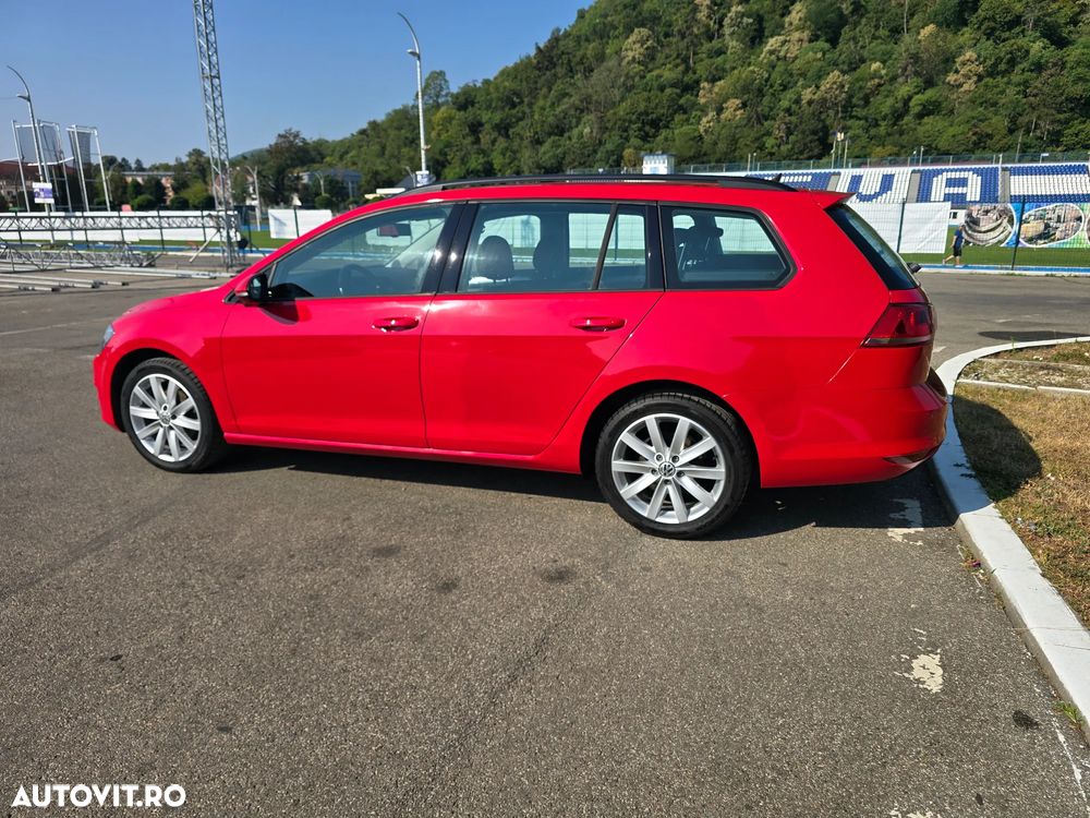Volkswagen Golf - 3