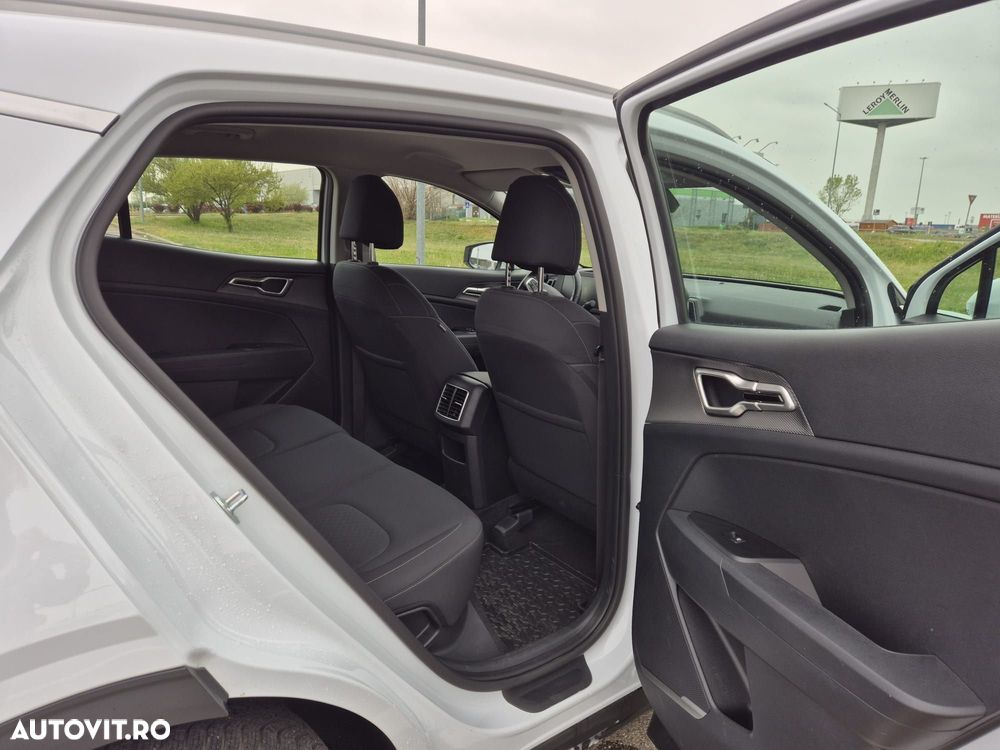 Kia Sportage 1.6 T-GDI MHEV 6MT 4x2 Urban - 15