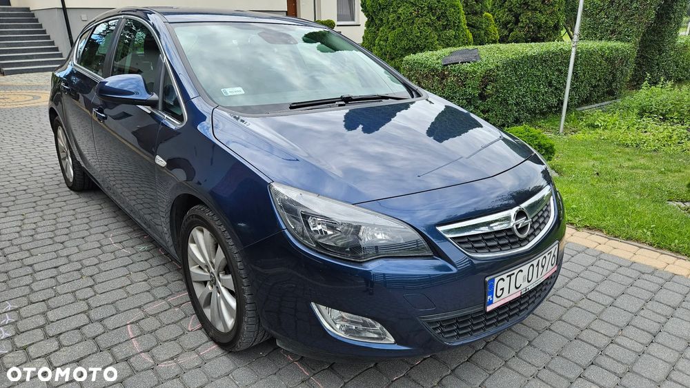 Opel Astra 1.7 CDTI DPF ecoFLEX Start/Stop Design Edition - 1