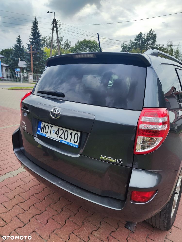 Toyota RAV4 2.2 D-4D 4x2 - 5