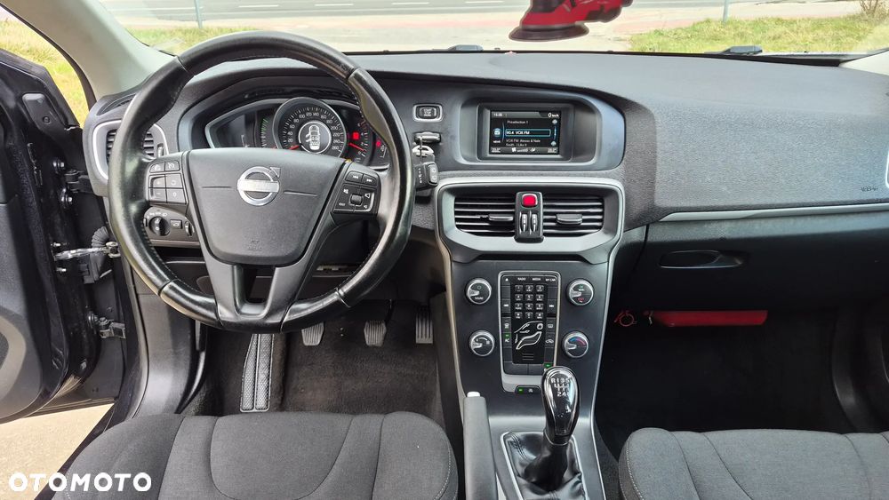 Volvo V40 D2 - 6