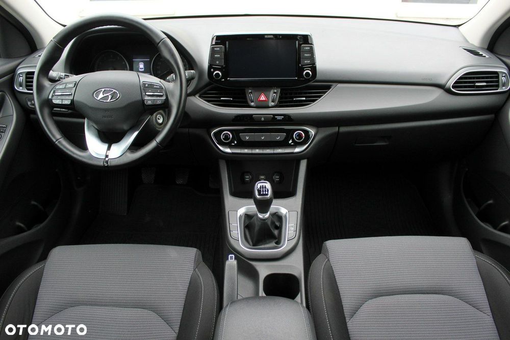 Hyundai i30 1.0 T-GDI Modern - 10