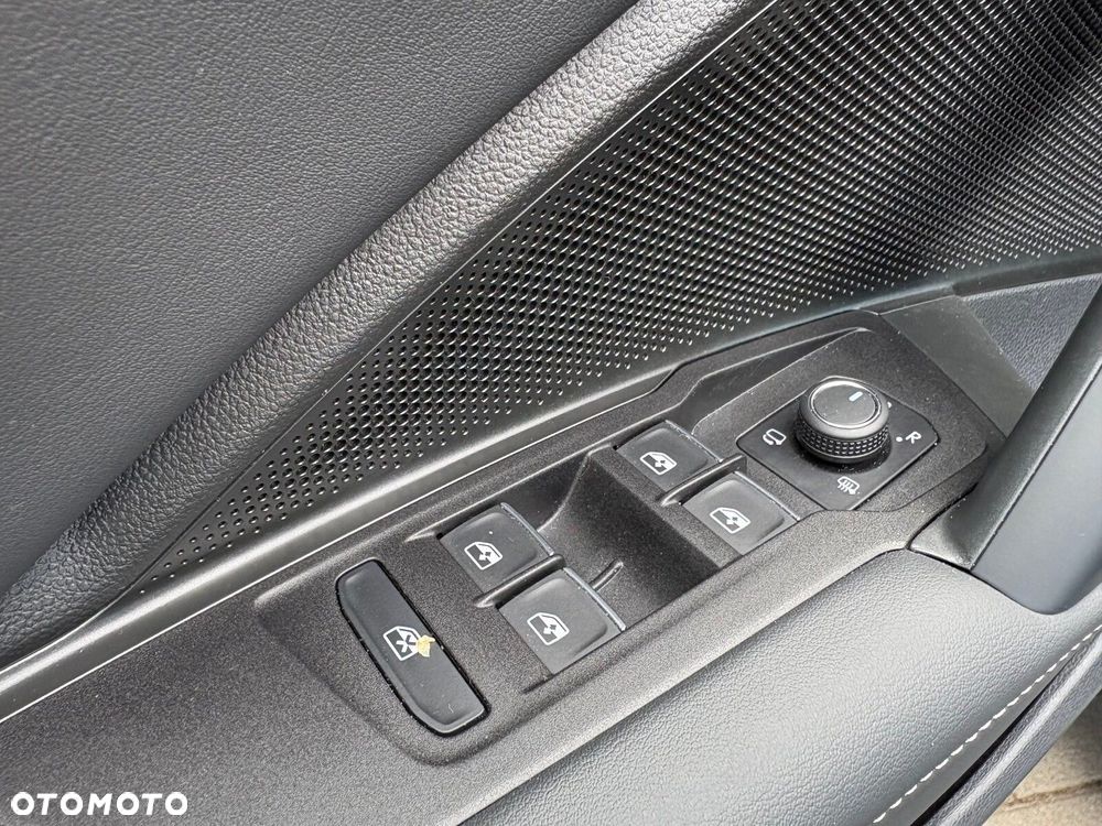 Volkswagen Tiguan - 24