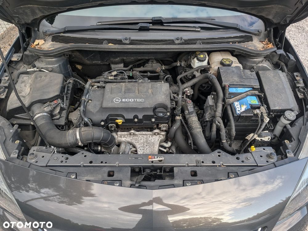 Opel Astra 1.4 Turbo Style - 26